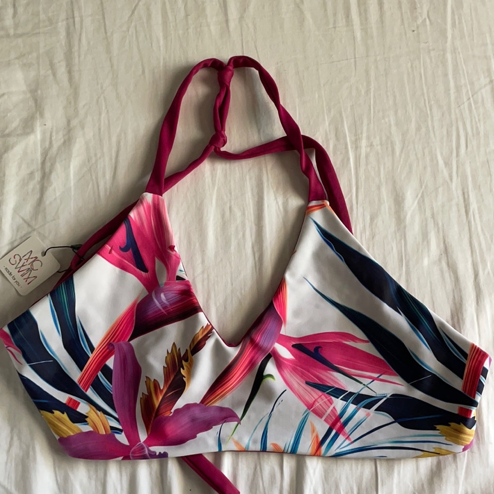 MC swim top